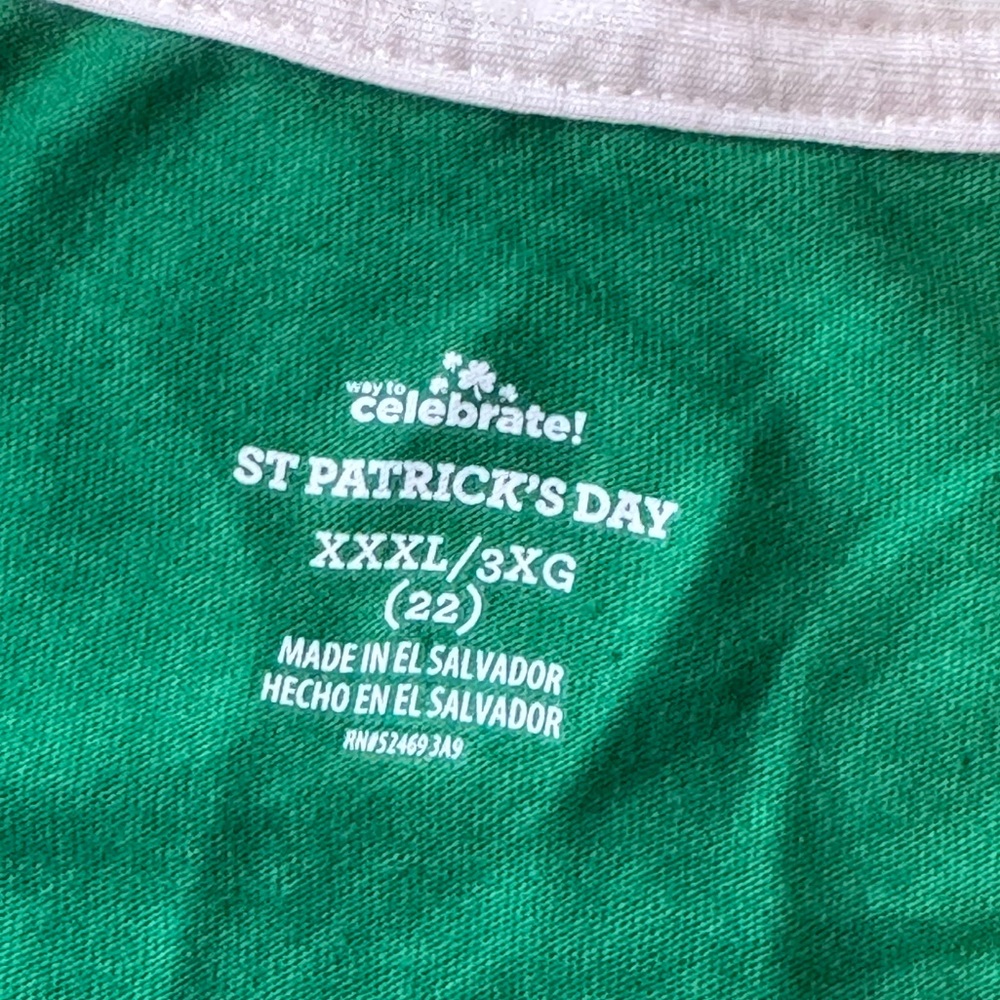 Luckiest Mom Ever Green St. Patrick’s Day Graphic Tee – XXXL / 3X - Picture 10 of 10